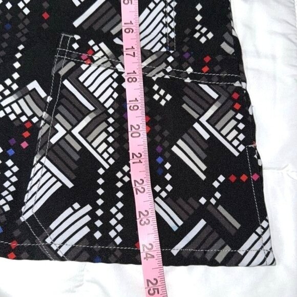 WonderWink Womens XS Geometric Print Scrub Top Black & White - Picture 8 of 8
